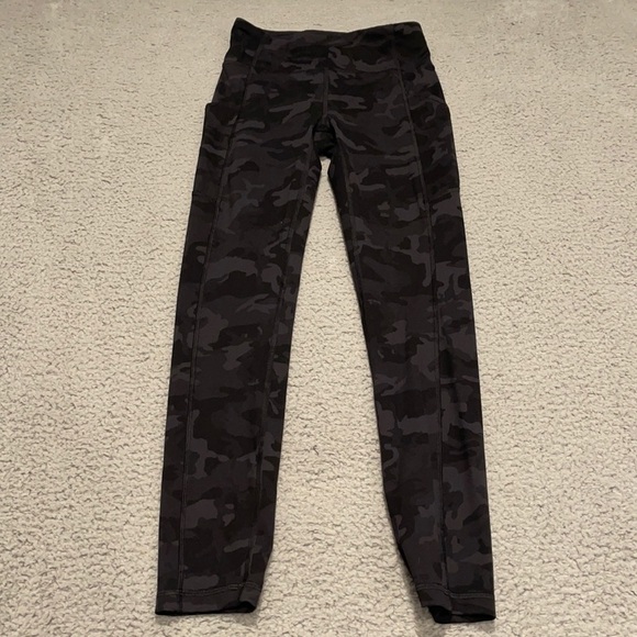 Lululemon Invigorate High-Rise Tight 25
Heritage 365 Camo Deep Coal Multi size 4 - Picture 1 of 7